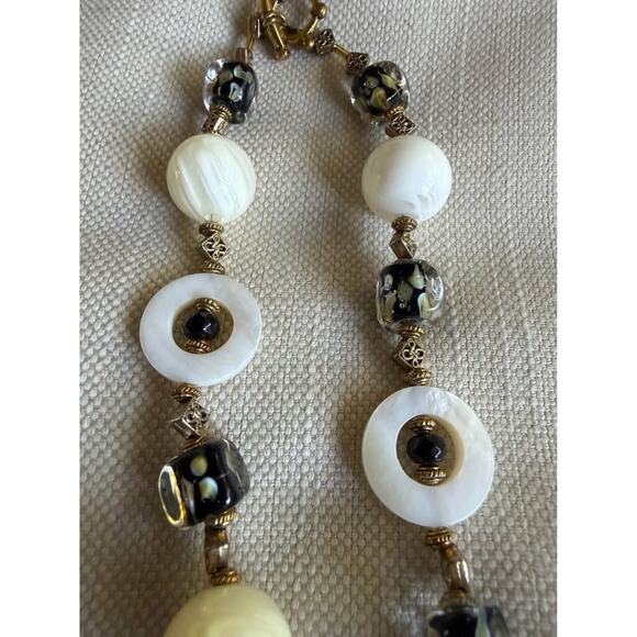 Vintage Mother of Pearl & Glass Beaded Necklace | Gold Tone Accents - Picture 4 of 5